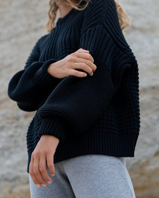 Delčia Cotton Sweater in White - Image 7